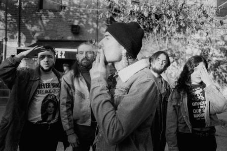 El Fruto del Ruido presenta su segundo single «Cuchillos» El Fruto del Ruido presenta su segundo single «Cuchillos»