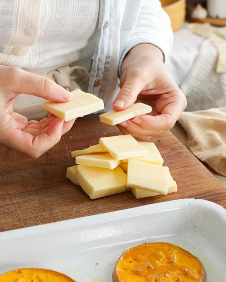 queso quartirolo en trozos