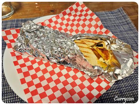 Showarma - Kebab - Lahmacun con salsa