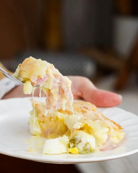 porcion pastel de papa con jamon y queso