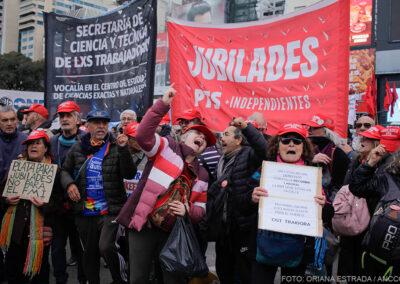 La ciencia tiene hinchada