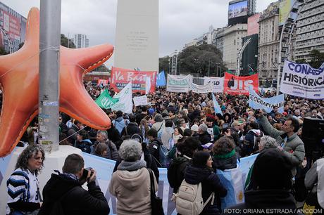 La ciencia tiene hinchada