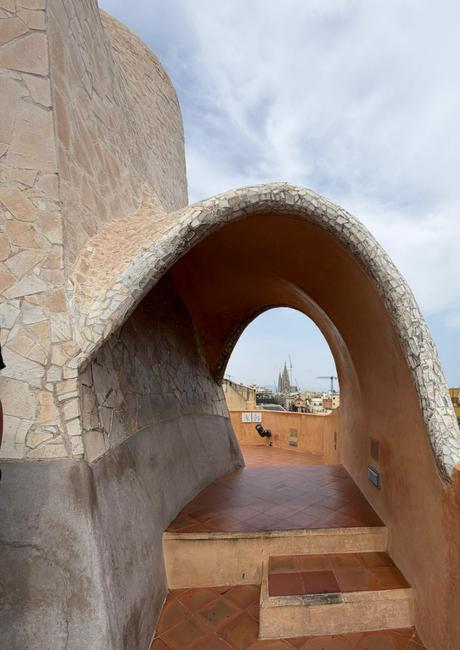 La Pedrera: cuando la arquitectura cuidaba la mente antes de que existiera la neuroarquitectura