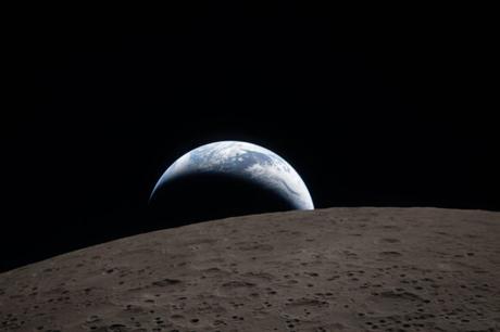 De la tierra a la Luna de Julio Verne De la tierra a la Luna de Julio Verne