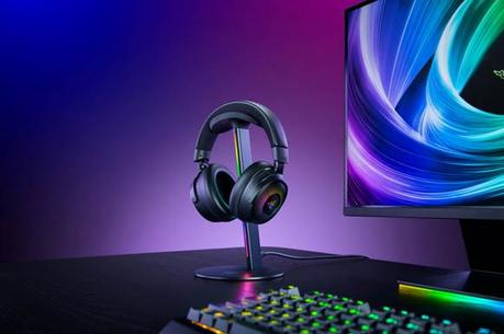 Razer presenta el soporte Base Station V3 Chroma