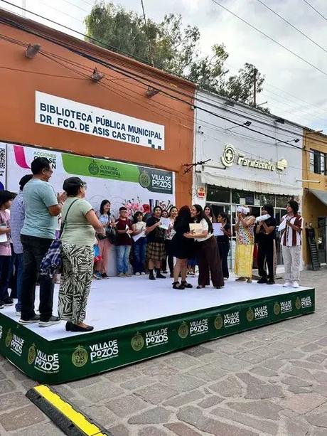 Exponen obras plásticas en Villa de Pozos dentro del programa Latidos Culturales