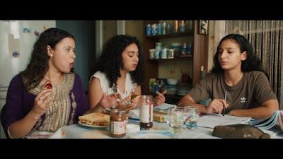 La hija pequeña + Soledad