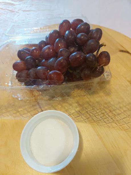 GEL DE UVAS Y UVAS ESCARCHADAS