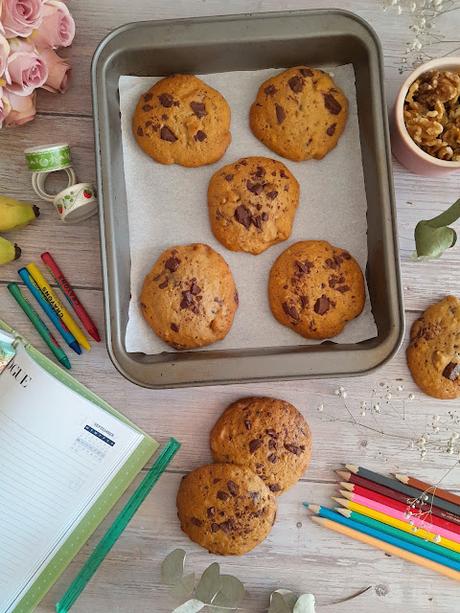 Galletas de plátano con nueces y chocolate