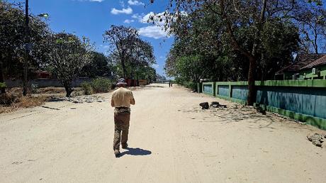 NAMIBIA : EN LA REGIÓN DE ZAMBEZE NAMIBIA : EN LA REGIÓN DE ZAMBEZE
