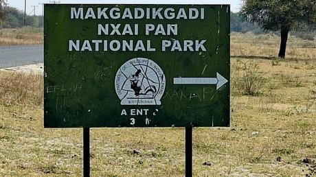 BOTSUANA :  EL PARQUE NACIONAL MAKGADIKGADI PANS