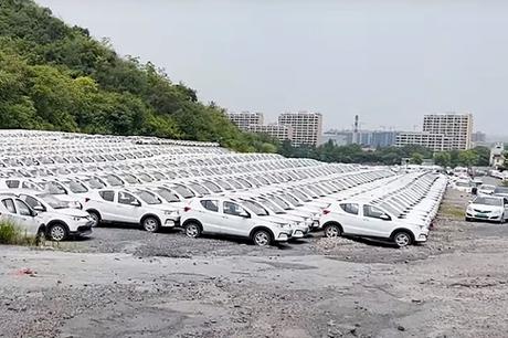 LA DOBLE ESTAFA DEL COCHE ELÉCTRICO