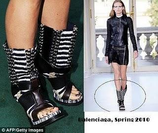 Salma Hayek y sus botas Balenciaga de 4.300 euros - Paperblog