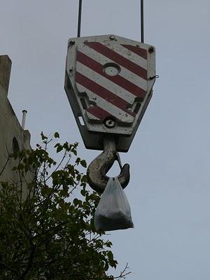 La Ceremonia de la Platea y la Grúa en la Torre Town House Soho II