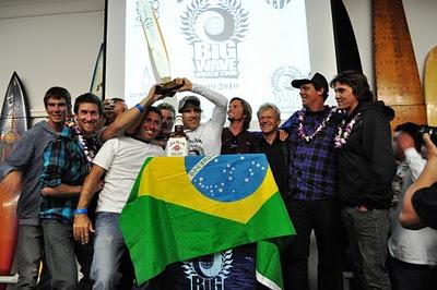 Burle se corona campeón del mundo de Big Waves