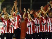 Estudiantes-Argentinos, lucha mano hasta final