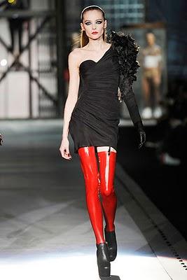 MILAN FW 2010: Dsquared2 Woman