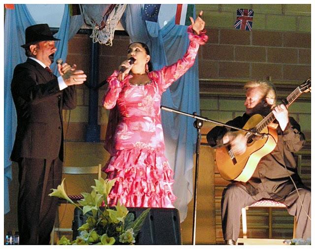 XIV Noche flamenca de S. José Obrero: Luisita y Perico pusieron 'La Josa' boca abajo.