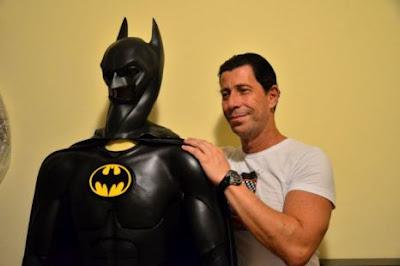 Un Batman de verdad por las calles de Brasil