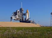 Transbordador Atlantis encuentra listo para despegue próximo mayo