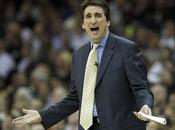 Bulls cargan Vinny Negro