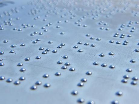 Desarrollan un sistema de visualización braille a pantalla completa Braille Bokeh por lissalou66.