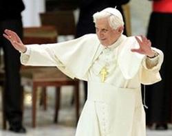 MARÍA ES LA FLOR MÁS BELLA DE LA CREACIÓN