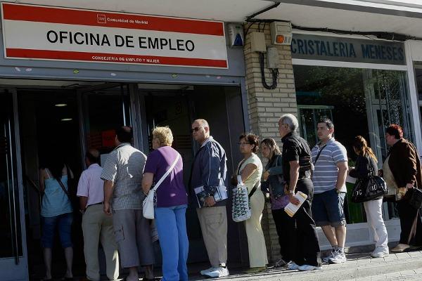 El paro baja en Abril, brotes verdes?