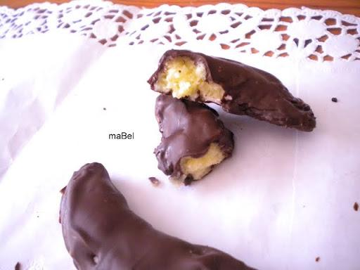 Bananitas o platanitos de chocolate ( bananita dolca casera)