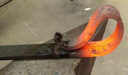 ¿Por qué el hierro se pone rojo al calentarse?