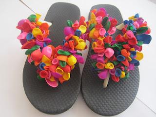 Decora tus chanclas con globos