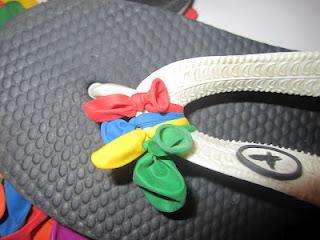 Decora tus chanclas con globos