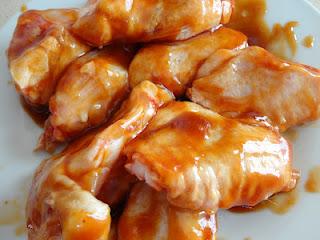 Alitas de pollo en salsa barbacoa