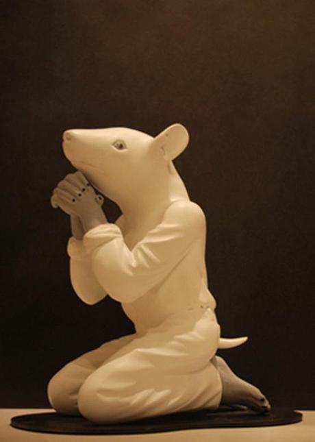 by Ronald Ventura Las ratas abandonan el barco con el queso en la boca