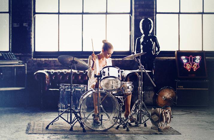 Hoss lntropia online