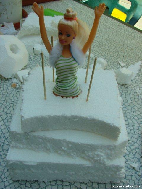 Tarta de chuches: Una Barbie-chuche paso a paso