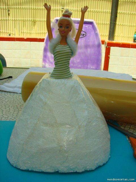 Tarta de chuches: Una Barbie-chuche paso a paso