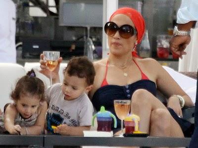 FAMA: Jennifer López vacacionará con sus hijos en próxima gira