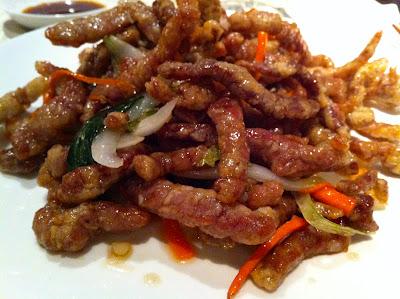 Mao y el falso solomillo a los cinco aromas.