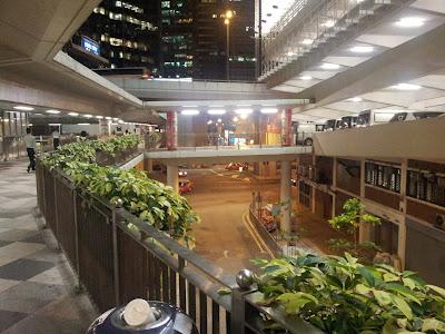 Urbanismo: Hong Kong, una ciudad que vive en las sombras/Hong Kong, a city that lives in the shadows.