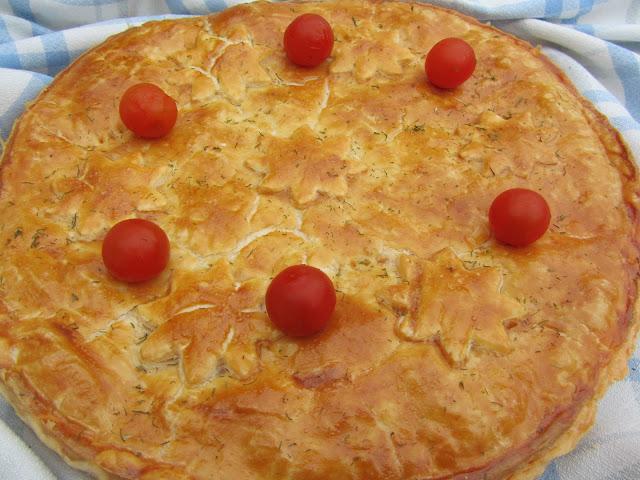 Empanada de salmón y gambas