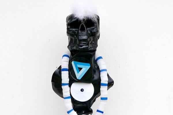 Música transformada en Arte: Esculturas con Vinilo