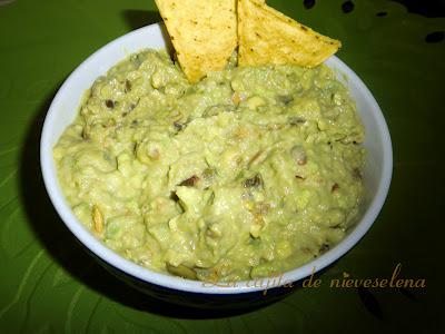 Guacamole con pipas de calabaza