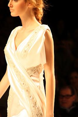 YolanCris y su colección de novia 2013 “Seven Promises” sorprende en la Pasarela Gaudí 2013 con nuevos y románticos diseños