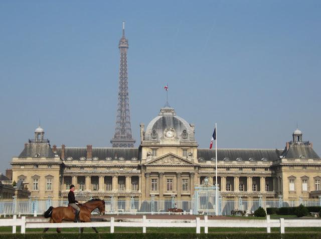 CALLEJEANDO EN PARIS 1: CHAMPS ELYSÉES, LES INVALIDES Y LES TUILERIES