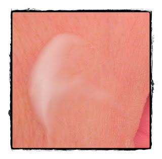 Hidraquench de Clarins: serum y gel hidratantes