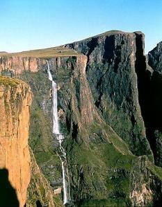 Dato curioso #12: El Salto del Ángel, la catarata más alta del mundo