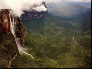Dato curioso #12: El Salto del Ángel, la catarata más alta del mundo