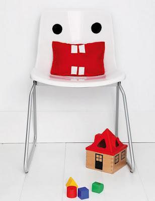 una silla que sonríe una silla que sonríe