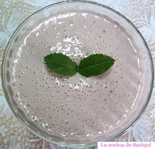 Despidiendo la temporada de fresas: Batido de fresas con leche